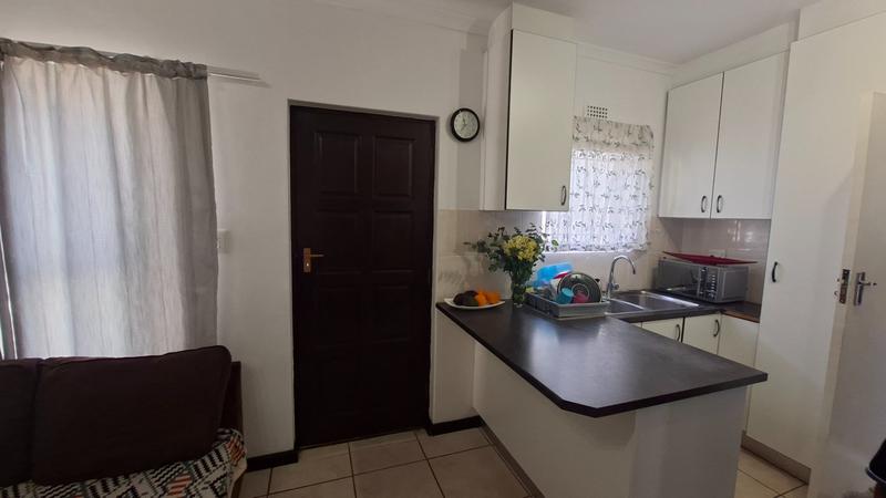 2 Bedroom Property for Sale in Victoria Park Western Cape